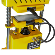 Load image into Gallery viewer, QNUBU PRESS PRO HYDRAULIC PRESS 2 TONS (6X12CM PLATE)
